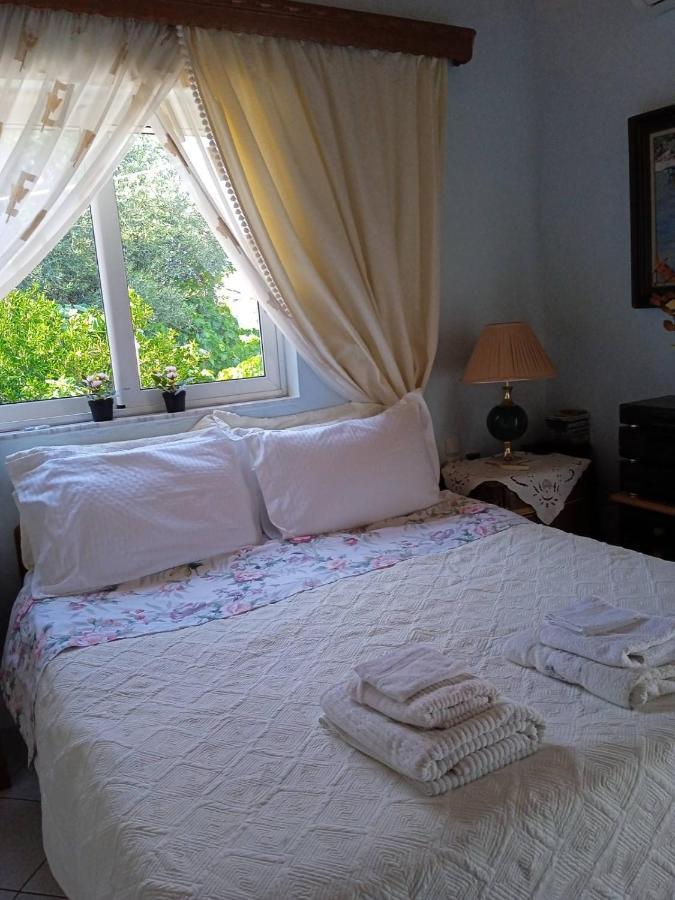 Rosemary House Guest House Sarande Exterior photo
